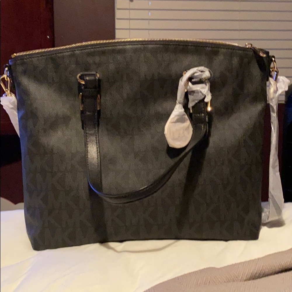 Black Michael Kors Purse